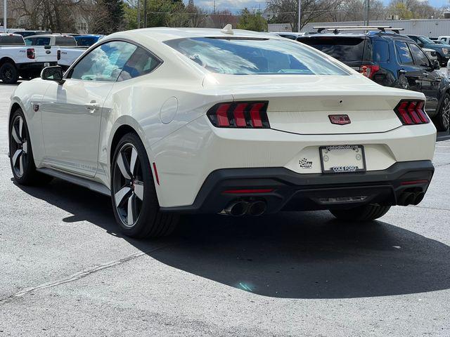 2025 Ford Mustang GT Premium Fastback