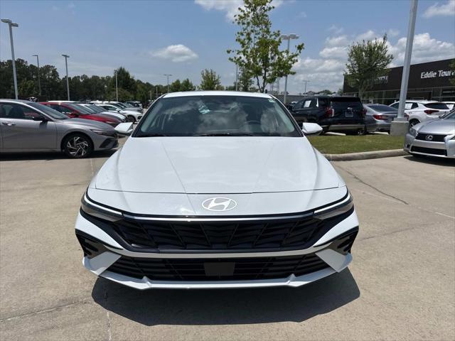 2025 Hyundai Elantra Hybrid Limited