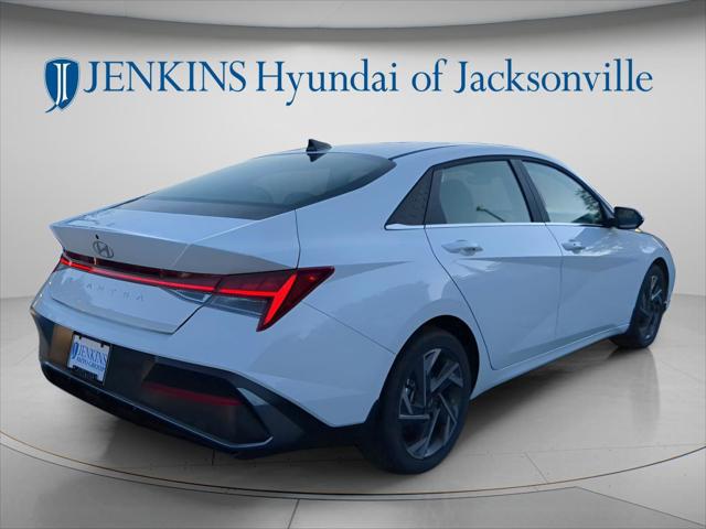 2025 Hyundai Elantra SEL Convenience