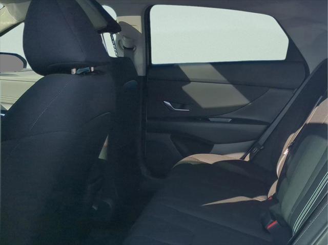 2025 Hyundai Elantra SEL Convenience