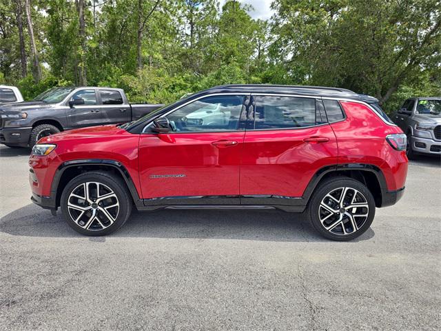 2025 Jeep Compass COMPASS LIMITED 4X4