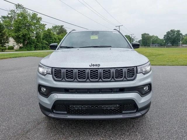 2025 Jeep Compass COMPASS LATITUDE 4X4