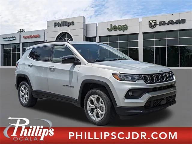 2025 Jeep Compass COMPASS LATITUDE 4X4