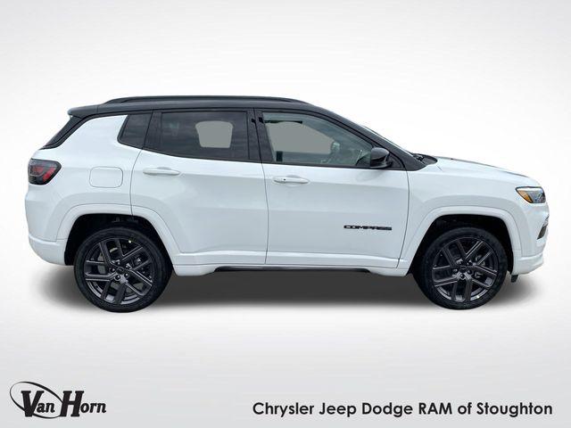 2025 Jeep Compass COMPASS LIMITED 4X4