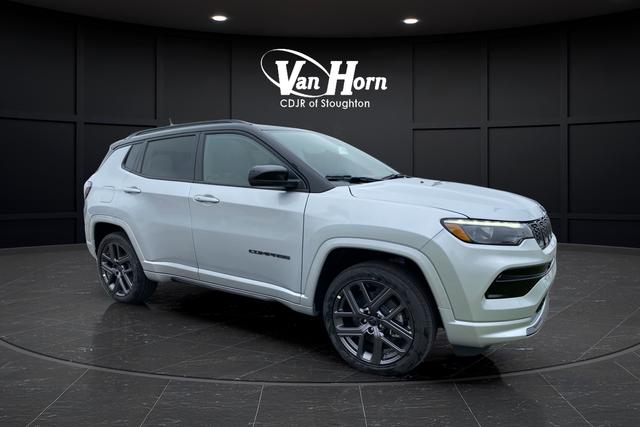 2025 Jeep Compass COMPASS LIMITED 4X4