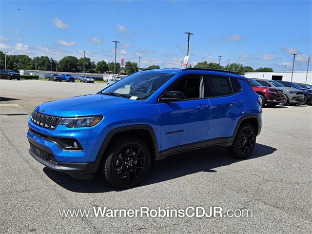 2025 Jeep Compass COMPASS LATITUDE 4X4