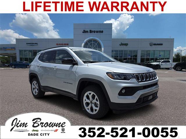 2025 Jeep Compass COMPASS LATITUDE 4X4