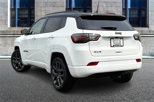 2025 Jeep Compass COMPASS LIMITED 4X4