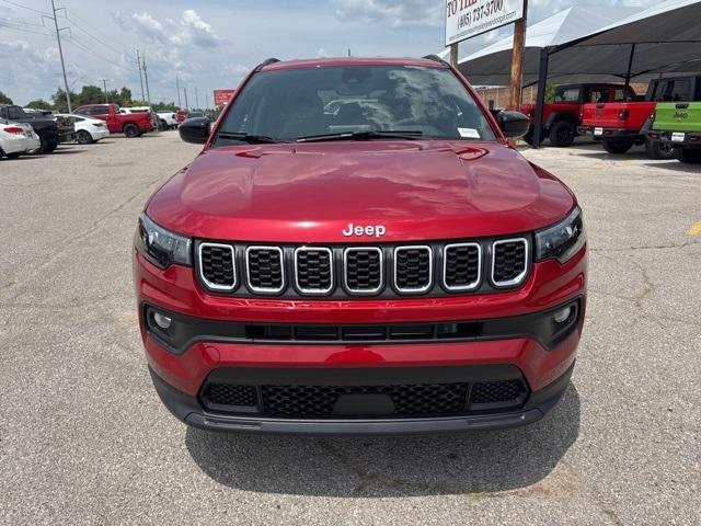 2025 Jeep Compass COMPASS LATITUDE 4X4
