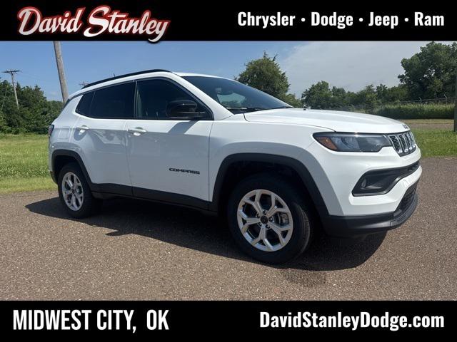 2025 Jeep Compass COMPASS LATITUDE 4X4