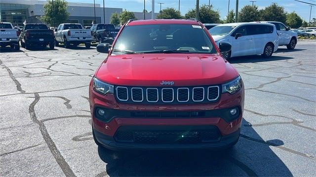 2025 Jeep Compass COMPASS LATITUDE 4X4