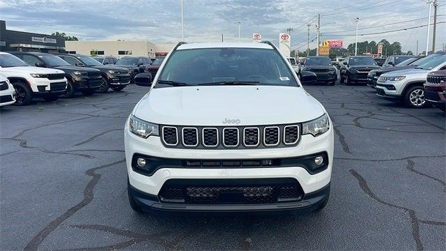 2025 Jeep Compass COMPASS LATITUDE 4X4