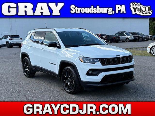 2025 Jeep Compass COMPASS LATITUDE 4X4