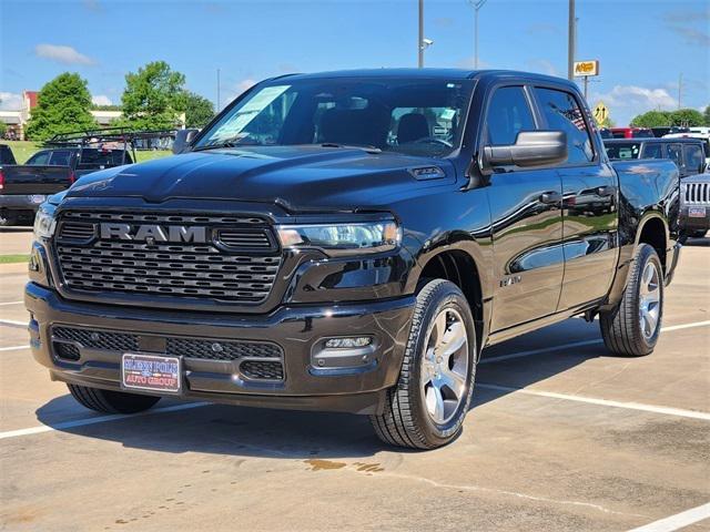 2025 RAM 1500 Tradesman Crew Cab 4x4 57 Box