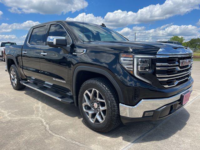 2023 GMC Sierra 1500 4WD Crew Cab Short Box SLT