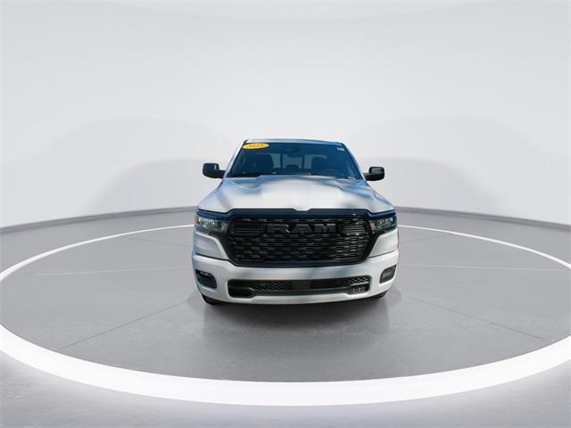 2025 RAM Ram 1500 RAM 1500 TRADESMAN CREW CAB 4X4 57 BOX