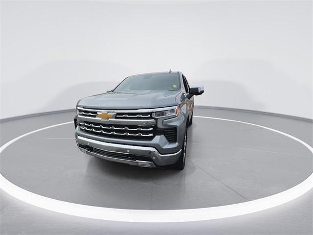 2025 Chevrolet Silverado 1500 4WD Crew Cab Short Bed LTZ