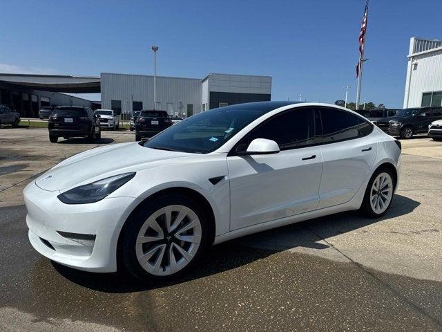 2022 Tesla Model 3 Rear-Wheel Drive