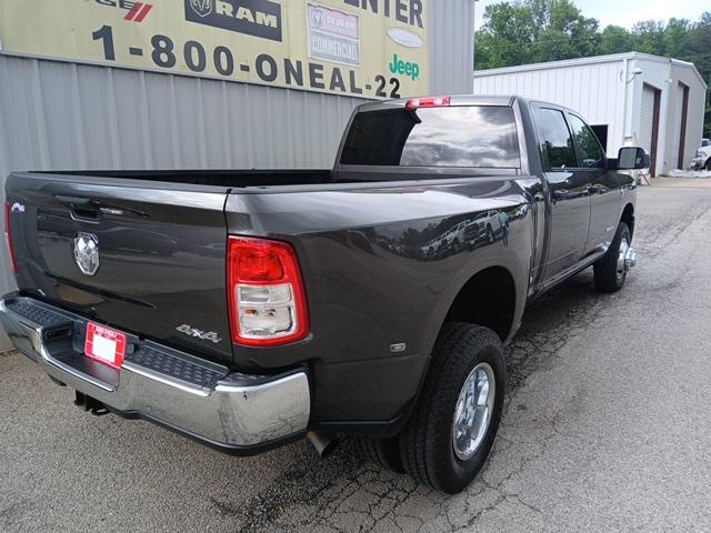2022 RAM 3500 Tradesman Crew Cab 4x4 8 Box