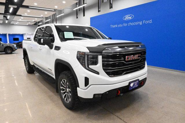 2022 GMC Sierra 1500 4WD Crew Cab Short Box AT4