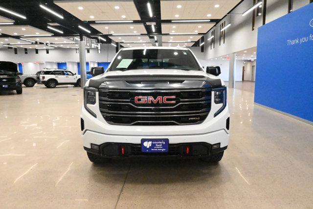 2022 GMC Sierra 1500 4WD Crew Cab Short Box AT4