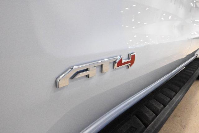 2022 GMC Sierra 1500 4WD Crew Cab Short Box AT4