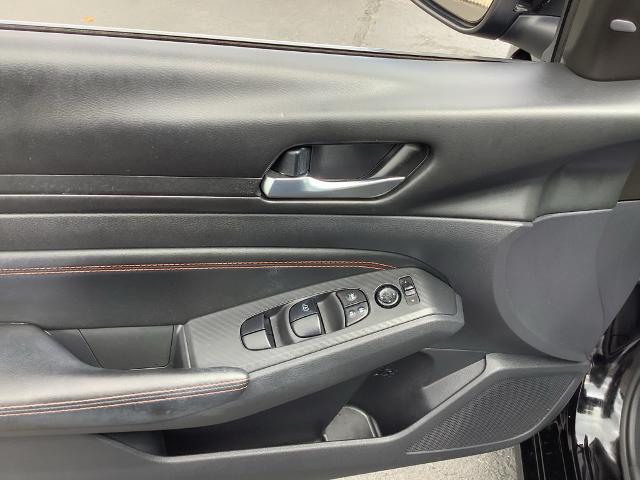 2021 Nissan Altima SR FWD