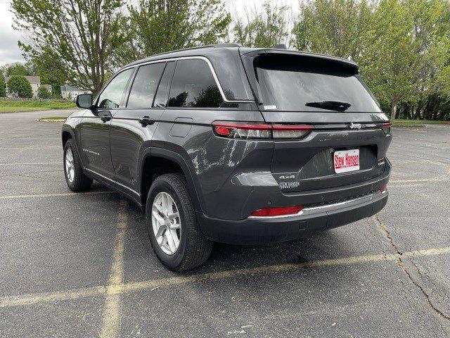 2025 Jeep Grand Cherokee GRAND CHEROKEE LAREDO X 4X4