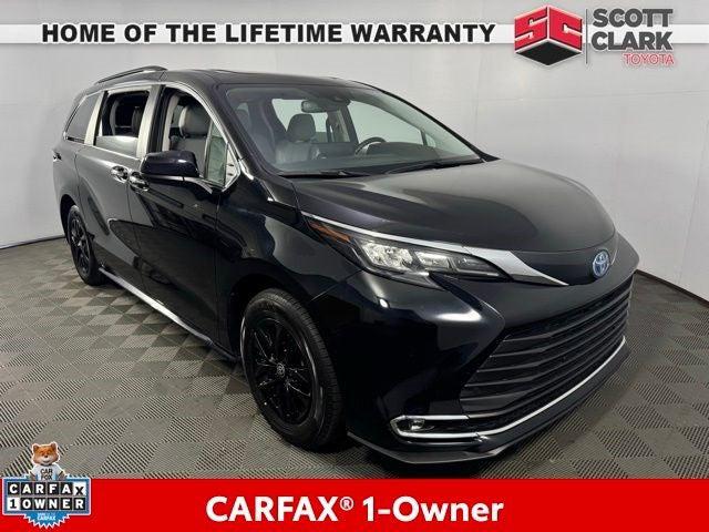 2024 Toyota Sienna XLE