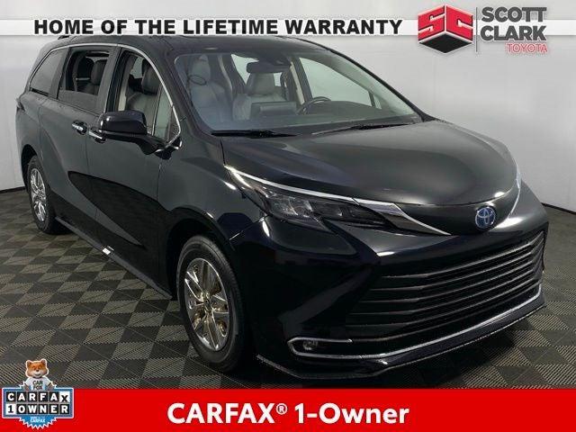 2024 Toyota Sienna XLE