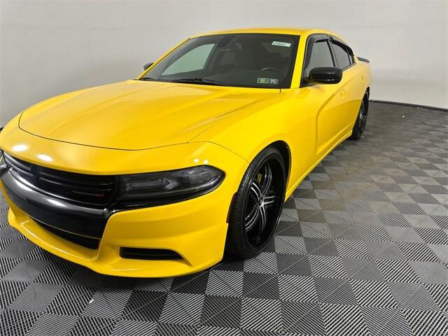 2017 Dodge Charger SE RWD