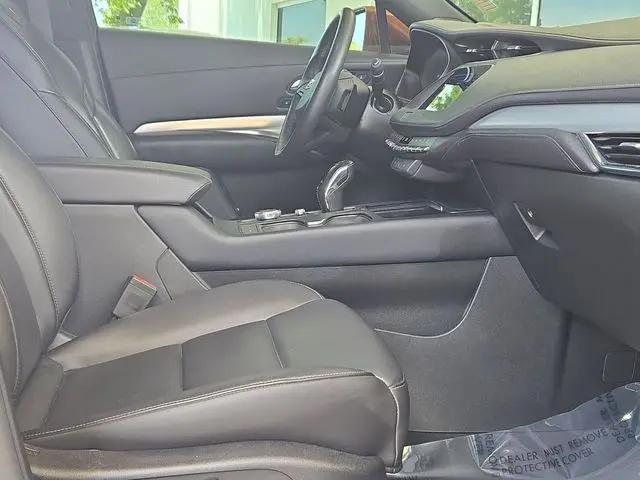 2019 Cadillac XT4 Premium Luxury