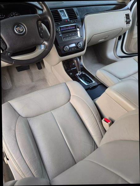 2011 Cadillac DTS Standard