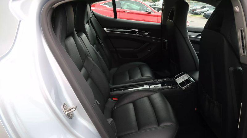2015 Porsche Panamera S