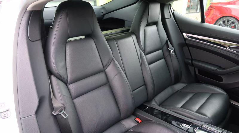 2015 Porsche Panamera S