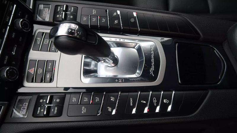 2015 Porsche Panamera S
