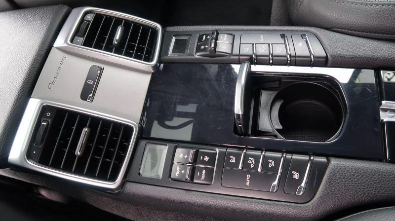 2015 Porsche Panamera S