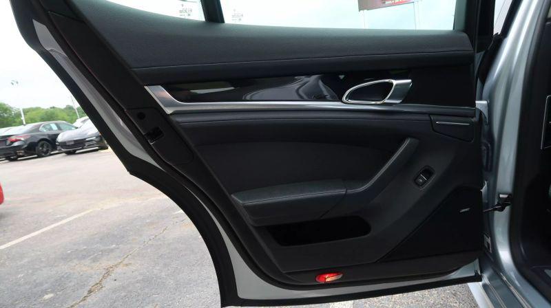 2015 Porsche Panamera S