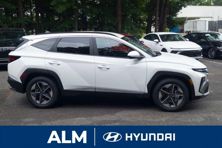 2025 Hyundai Tucson SEL photo 3
