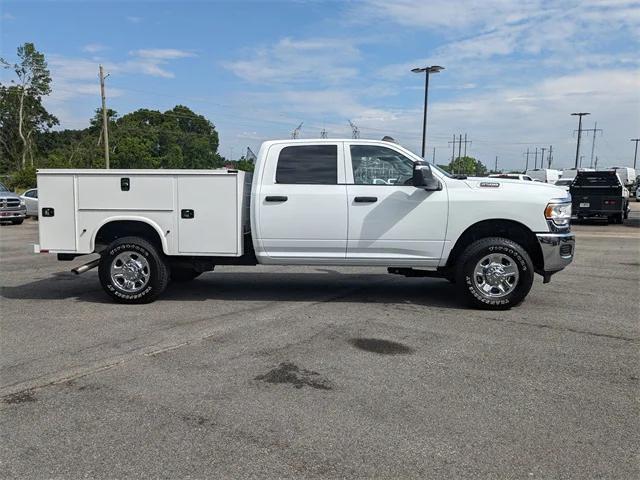 2023 RAM 2500 Tradesman Crew Cab 4x4 8 Box