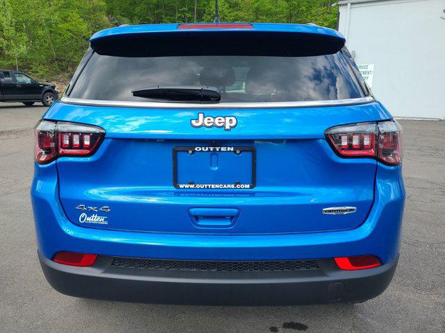 2024 Jeep Compass Latitude Lux FWD
