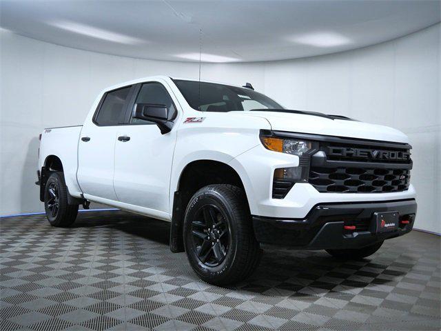 2022 Chevrolet Silverado 1500 4WD Crew Cab Standard Bed Custom Trail Boss