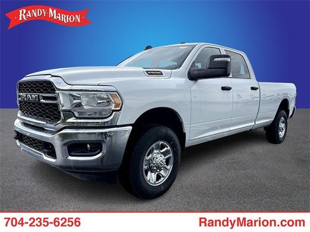 2023 RAM 2500 Tradesman Crew Cab 4x4 8 Box