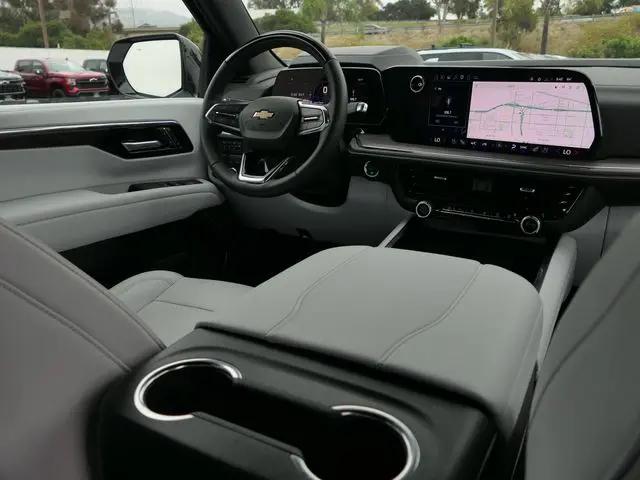 2025 Chevrolet Tahoe 4WD Premier