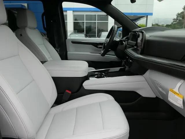 2025 Chevrolet Tahoe 4WD Premier