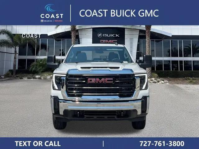 2025 GMC Sierra 2500HD 2WD Crew Cab Long Bed Pro