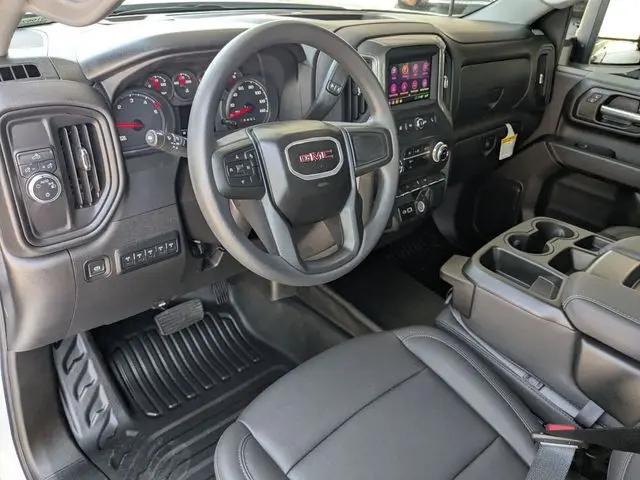 2025 GMC Sierra 2500HD 2WD Crew Cab Long Bed Pro
