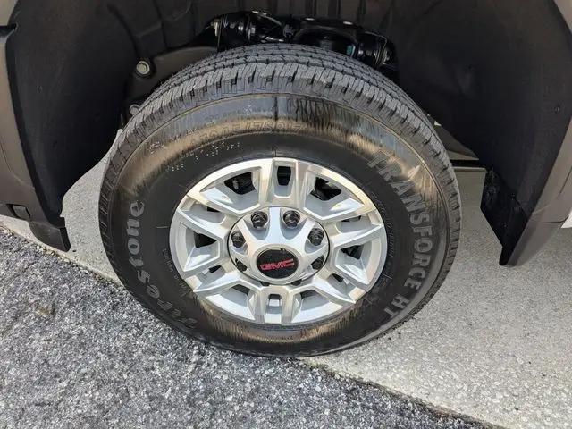 2025 GMC Sierra 2500HD 2WD Crew Cab Long Bed Pro