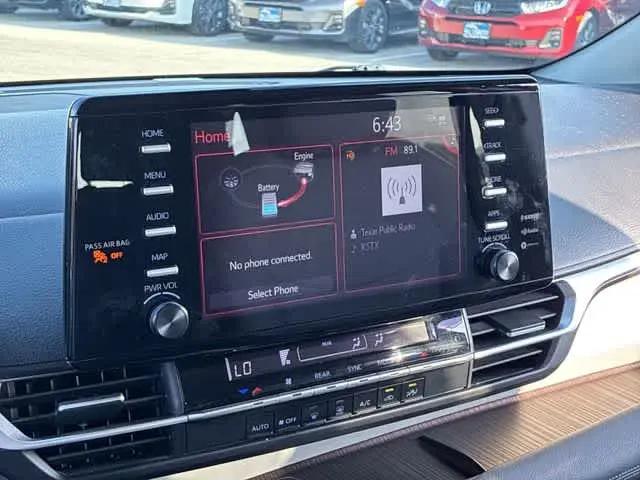 2021 Toyota Sienna LE