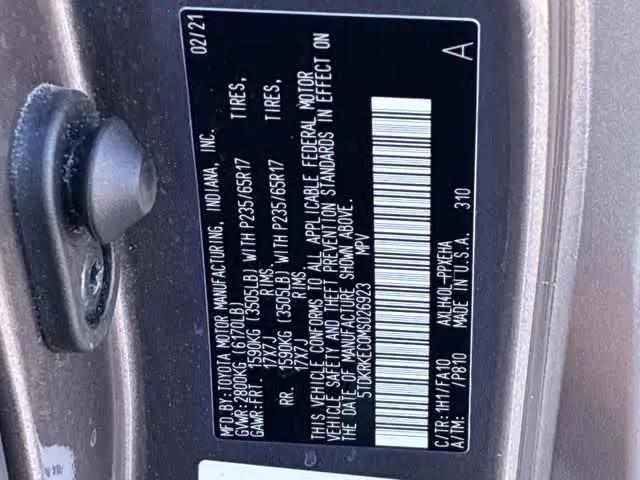 2021 Toyota Sienna LE
